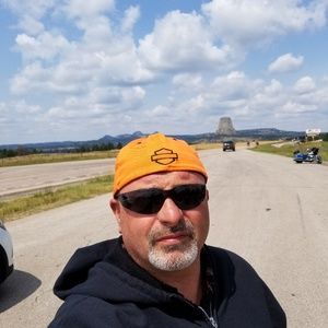 Meet your Posher, Dennie